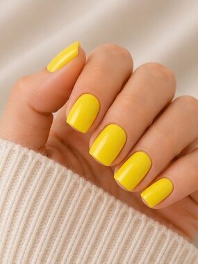 ☀️ sunshine 
Nails 5 for $20 or $7